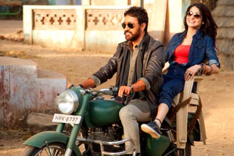 Matru Ki Bijlee Ka Mandola - motorcycle