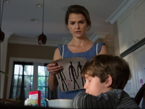 Dark Skies - Kerri Russell, Kadan Rockett