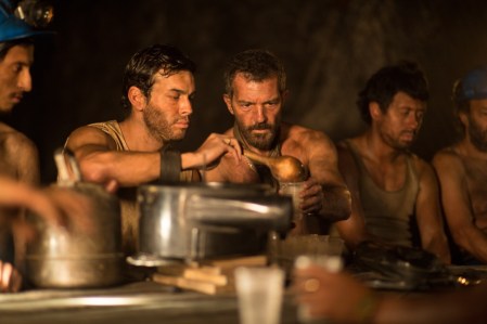 The 33 - Mario Casas, Antonio Banderas