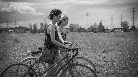 Tu Dors Nicole - Julianne Côté, Catherine St-Laurent